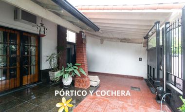 Venta Casa C/Jardín, Pileta, Monoambiente, Cochera