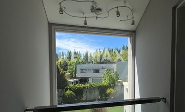 CASA EN VENTA B° LA COMARCA, CENTENARIO.