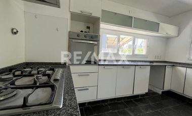 CASA EN VENTA B° LA COMARCA, CENTENARIO.
