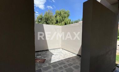 CASA EN VENTA B° LA COMARCA, CENTENARIO.