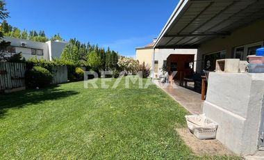 CASA EN VENTA B° LA COMARCA, CENTENARIO.