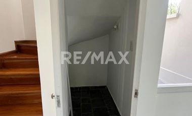 CASA EN VENTA B° LA COMARCA, CENTENARIO.