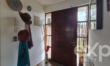 Casa en Venta en condominio Tierras Lindas, Santa Elena, Colina