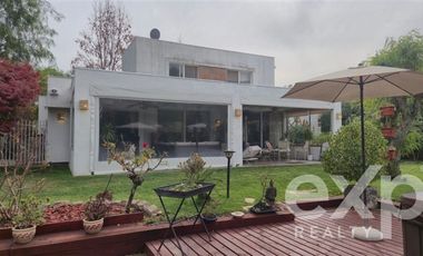 Casa en Venta en condominio Tierras Lindas, Santa Elena, Colina