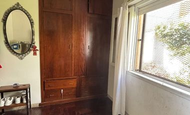 VENTA CASA 4 AMBIENTES COCHERA QUILMES APTO CRED
