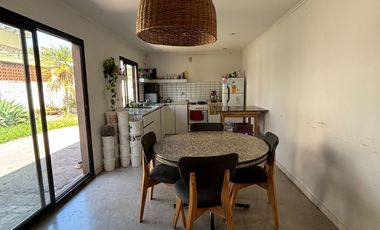 VENTA CASA 4 AMBIENTES COCHERA QUILMES APTO CRED