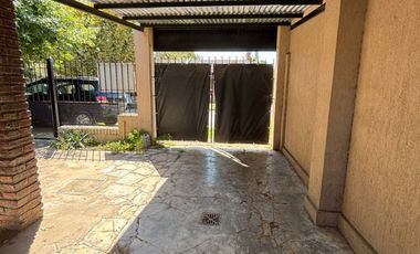 VENTA CASA 4 AMBIENTES COCHERA QUILMES APTO CRED