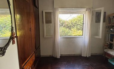 VENTA CASA 4 AMBIENTES COCHERA QUILMES APTO CRED