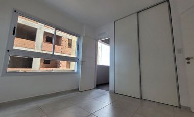VENTA DEPTO 2 AMB A ESTRENAR CON COCHERA. QUILMES