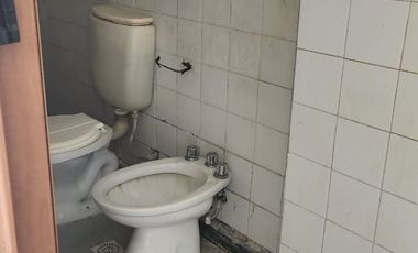 Venta casa con galpon a Reciclar