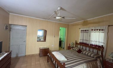CASA EN VENTA 2 DORMITORIOS CON PILETA ALVAREZ