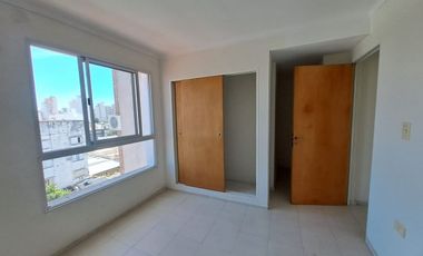 Alquiler Depto Duplex 2 dormitorios e/ Boulevares