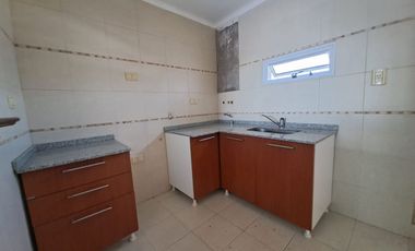 Alquiler Depto Duplex 2 dormitorios e/ Boulevares