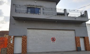 LOCAL EN VENTA CON VIVIENDA