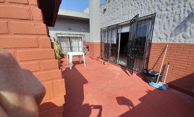 LOCAL EN VENTA CON VIVIENDA