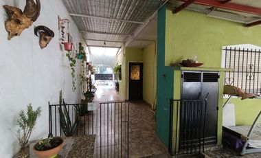 VENTA CASA MULTIFAMILIAR MORENO APTO CRED PERMUTA