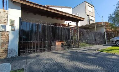 VENTA CASA MULTIFAMILIAR MORENO APTO CRED PERMUTA