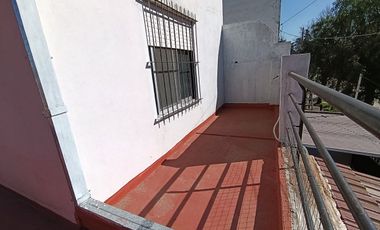 VENTA CASA MULTIFAMILIAR MORENO APTO CRED PERMUTA