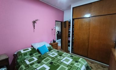 VENTA CASA MULTIFAMILIAR MORENO APTO CRED PERMUTA
