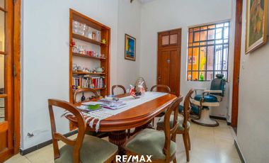 VENTA CASA CENTRICA