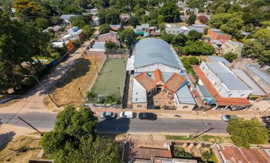 SE VENDE SALON DE EVENTOS, 4 LOCALES Y CANCHA F5