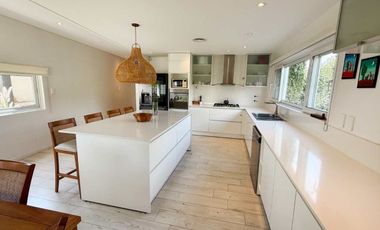 Venta Casa Amueblada Barrio Estudiantes Mercedes