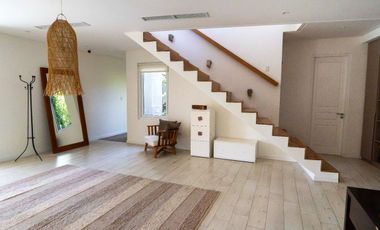 Venta Casa Amueblada Barrio Estudiantes Mercedes