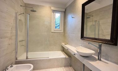 Venta Casa Amueblada Barrio Estudiantes Mercedes
