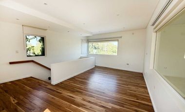 Venta Casa Amueblada Barrio Estudiantes Mercedes