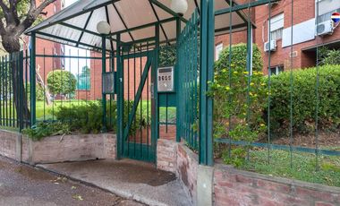 DEPTO 4 AMB EN VENTA EN SARANDI A MTS DE AV MITRE
