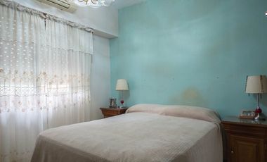 DEPTO 4 AMB EN VENTA EN SARANDI A MTS DE AV MITRE