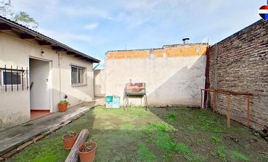 CASA 3 AMB MAS DPTO MULTIFAMILIAR, FLCIO VARELA
