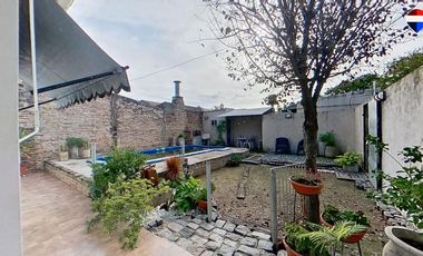 CASA 3 AMB MAS DPTO MULTIFAMILIAR, FLCIO VARELA