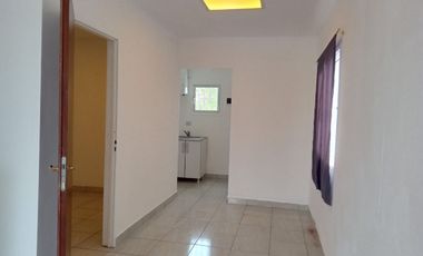 ALQUILER PREDIO INDUSTRIAL CON GALPON Y OFICINAS