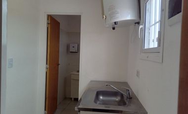 ALQUILER PREDIO INDUSTRIAL CON GALPON Y OFICINAS