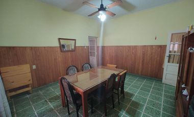 VENTA CASA 4 AMBIENTES, MORON, APTO CREDITO!