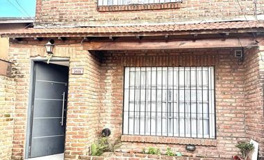 VENTA CASA PH 4 AMBIENTES MORON JARDIN/LAVADERO