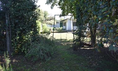 VENTA CASA CON PILETA EN MORENO