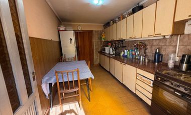 VENTA CASA DOS AMB C/COCHERA, PATIO - APTO CREDITO