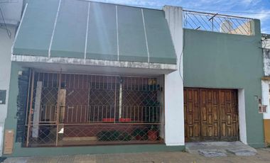 VENTA CASA DOS AMB C/COCHERA, PATIO - APTO CREDITO