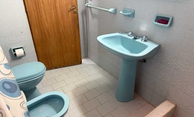 VENTA CASA DOS AMB C/COCHERA, PATIO - APTO CREDITO