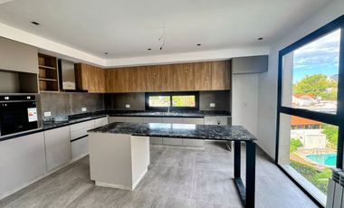 EXCLUSIVO DUPLEX EN 5TA SECCION