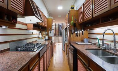 VENTA Casa 6 amb Olivos Parque Cocheras Pileta