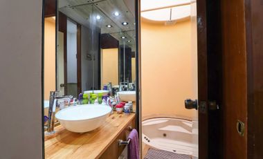 VENTA Casa 6 amb Olivos Parque Cocheras Pileta