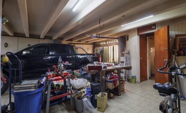 VENTA Casa 6 amb Olivos Parque Cocheras Pileta
