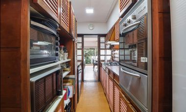 VENTA Casa 6 amb Olivos Parque Cocheras Pileta