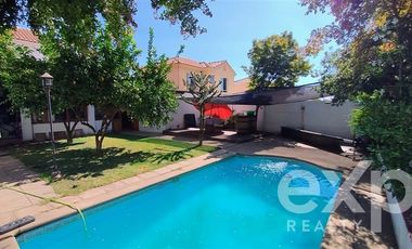 Casa en Arriendo en Ribier 7792. Casas Parque la Viña, comuna Peñalolén
