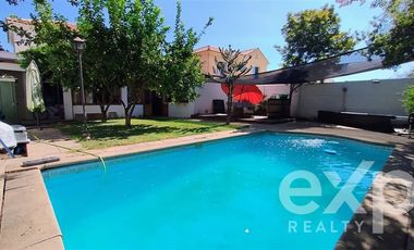 Casa en Arriendo en Ribier 7792. Casas Parque la Viña, comuna Peñalolén