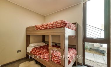 Departamento tipo Townhouse, en primer piso