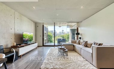 Departamento tipo Townhouse, en primer piso